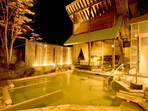 草津温泉 ホテルヴィレッジ・露天風呂(宿泊の一例)